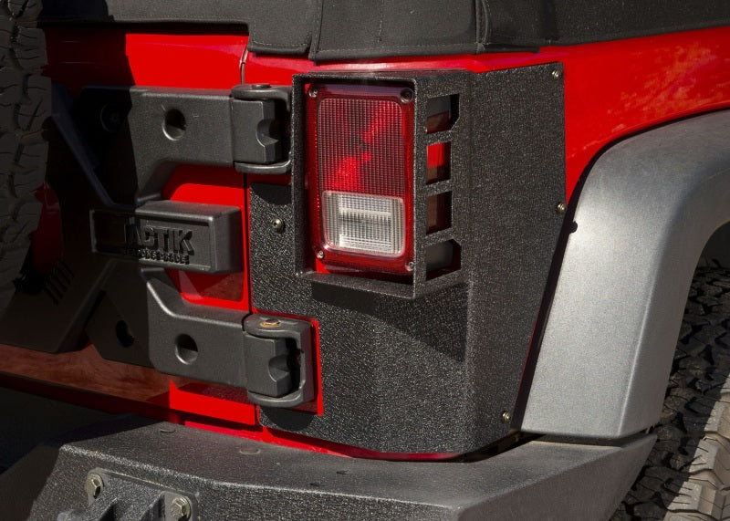 Rugged Ridge 11615.21 XHD Corner Guard Rear 07-18 Jeep Wrangler JK 2-Door