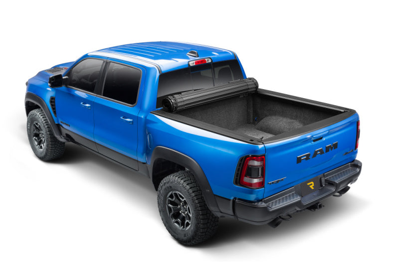 BAK 80207 09-18 1500 Dodge Ram (19-20 Classic) w/o RAM Box Revolver X4s 5.7ft Bed Cover
