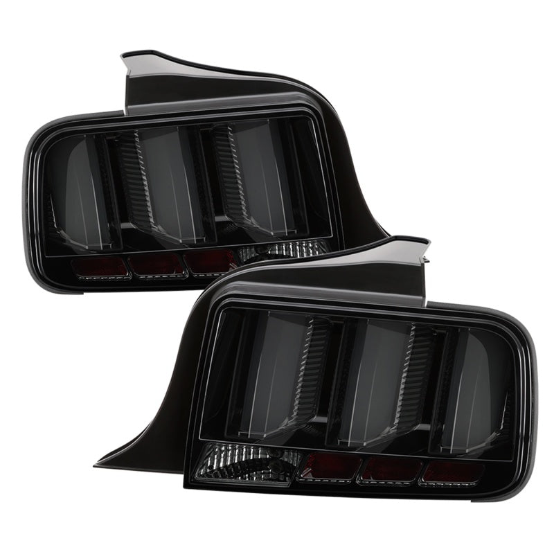 SPYDER 5086709 Spyder 05-09 Ford Mustang (White Light Bar) LED Tail Lights - Smoke ALT-YD-FM05V3-LED-SM