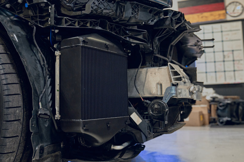 CSF 8211 2019+ Lamborghini Urus / 2020+ Audi RS Q8 / SQ8 / SQ7 High Performance Intercooler System- Black