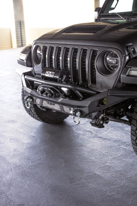 DV8 Offroad FBJL-12 07-18 Jeep Wrangler JK / 18-23 Wrangler JL / 20-23 Gladiator JT MTO Series Front Bumper