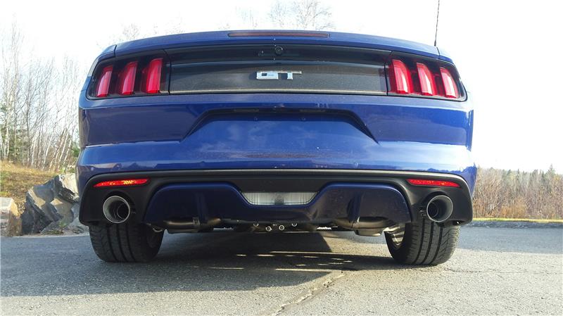 MBRP S7276BLK 2015-2017 Ford Mustang GT 5.0 2-1/2in Axle Back Kit - Black Coated 4in OD Tips Included
