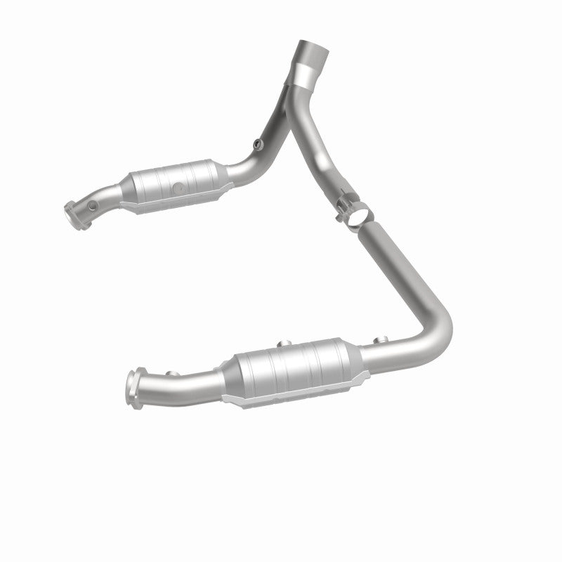 Magnaflow 52451 Conv DF 2007 RAM 1500 V8 5.7 OEM Underbody