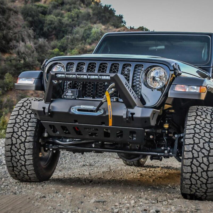 Westin 59-80085 18-19 Jeep Wrangler JL Stubby Front Bumper - Textured Black
