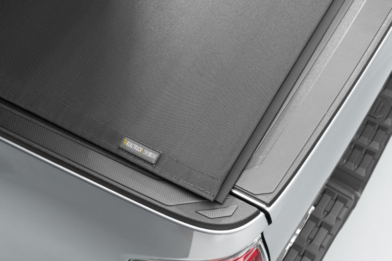Truxedo 1556016 16-20 Toyota Tacoma 5ft Sentry CT Bed Cover