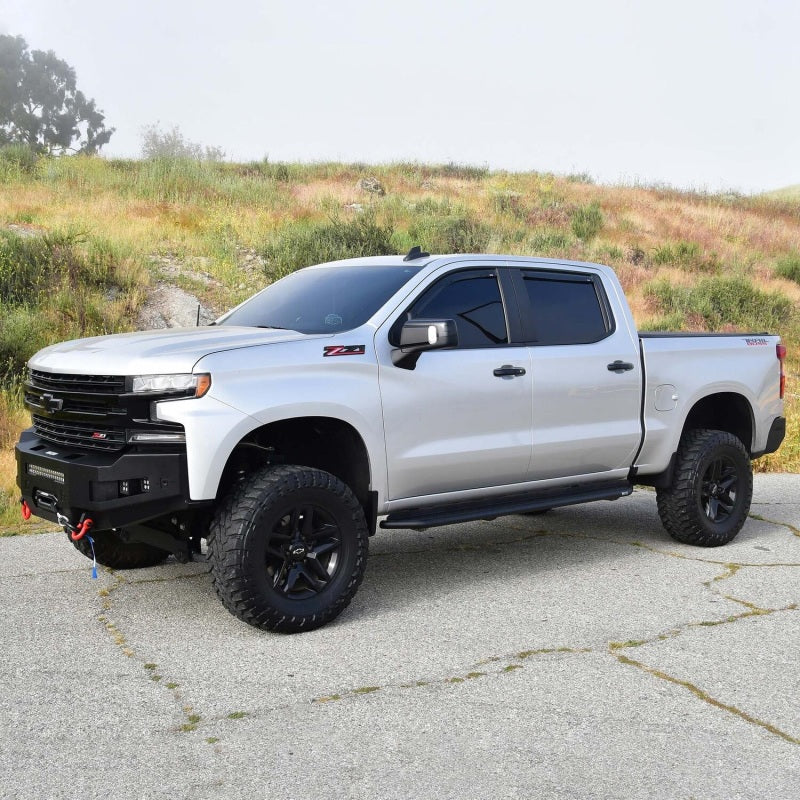 Westin 28-31275 19-23 Chevrolet/GMC Silverado/Sierra 1500 Crew Cab Outlaw Nerf Step Bars