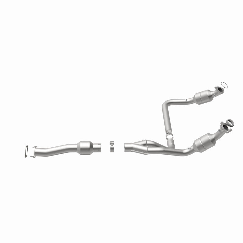 Magnaflow 52134 MagnaFlow Conv Direct Fit 2011-2014 Express 1500 4.3L Underbody