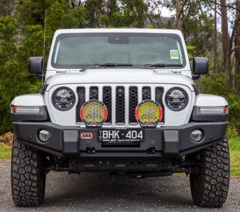 ARB 3450150 87-96 Jeep Wrangler YJ/ 97-06 Jeep Wrangler TJ Multi-fit Winch Bumper