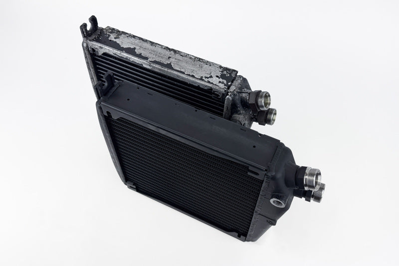 CSF 8334 Porsche 964/993 OEM+ Performance Fender Oil Cooler