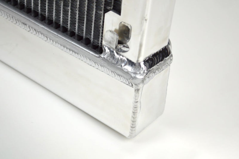 CSF 7061 06-10 Hummer H3/H3T 3.5L/3.7L/5.3L Radiator