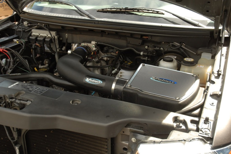 Volant 19746 04-05 Ford F-150 4.6 V8 Pro5 Closed Box Air Intake System