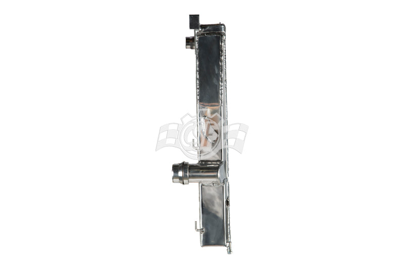 CSF 3055 99-06 BMW 323i / 99-05 BMW 325i / 99-06 BMW 328i / 99-05 BMW 330i / 03-05 BMW Z4 Radiator