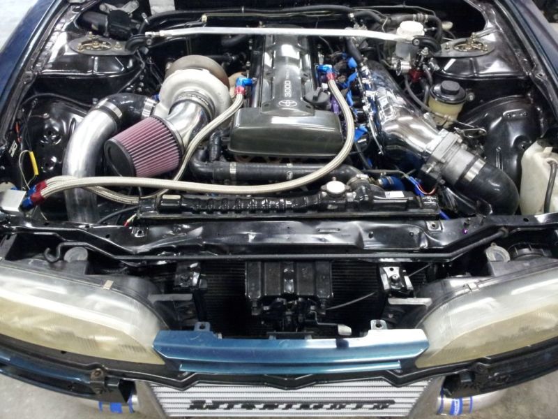Mishimoto MMINT-UR Universal Silver R Line Intercooler Overall Size: 31x12x4 Core Size: 24x12x4 Inlet / Outle