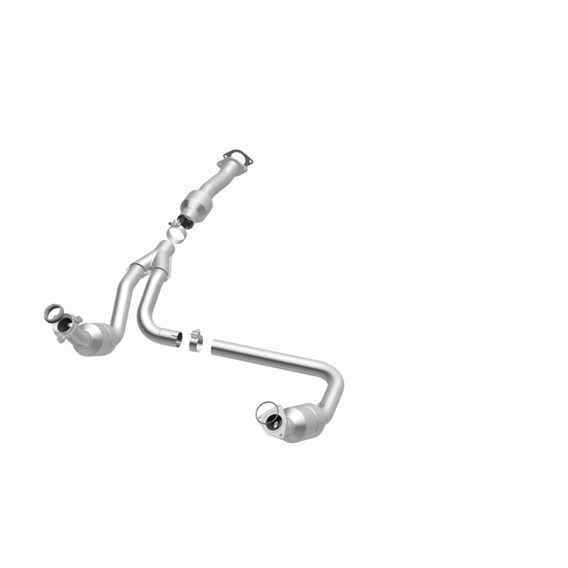 Magnaflow 52134 MagnaFlow Conv Direct Fit 2011-2014 Express 1500 4.3L Underbody