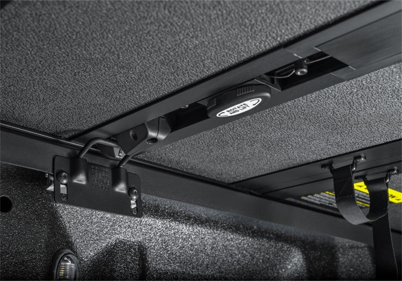 Extang 88636 19-23 Ford Ranger (5ft. 1in. Bed) Solid Fold ALX