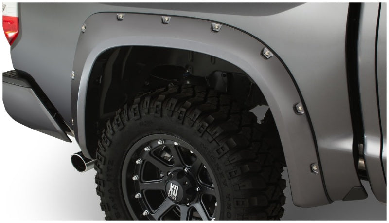 Bushwacker 30918-02 14-18 Toyota Tundra Fleetside Pocket Style Flares 4pc 66.7/78.7/97.6in Bed - Black