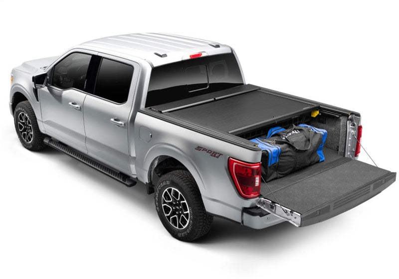 Roll-N-Lock CM151 17-19 Ford F-250/F-350 Super Duty SB 80-3/8in Cargo Manager
