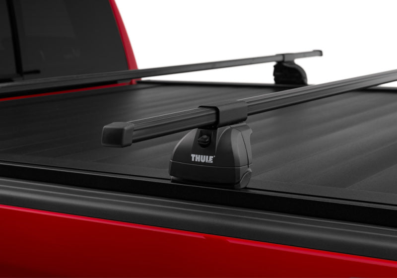 Retrax T-90861 2022 Toyota Tundra CrewMax 5.5ft Bed w/ Deck Rail System PowertraxPRO XR