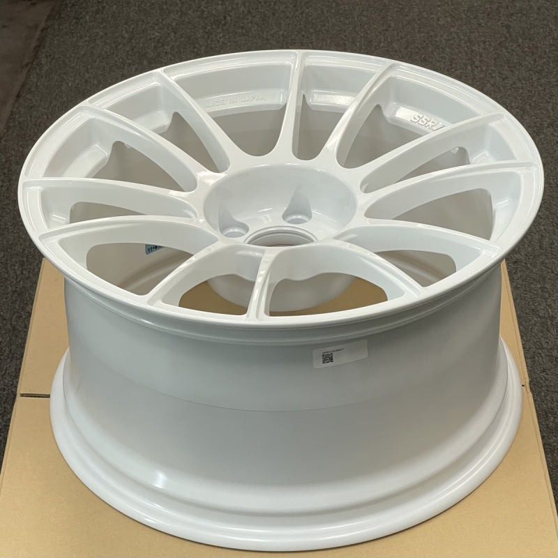 SSR XF18950+2205GW0 GTX04 18x9.5 5x114.3 22mm Offset White Wheel *SPECIAL ORDER-NO CANCELLATION/RETURN*