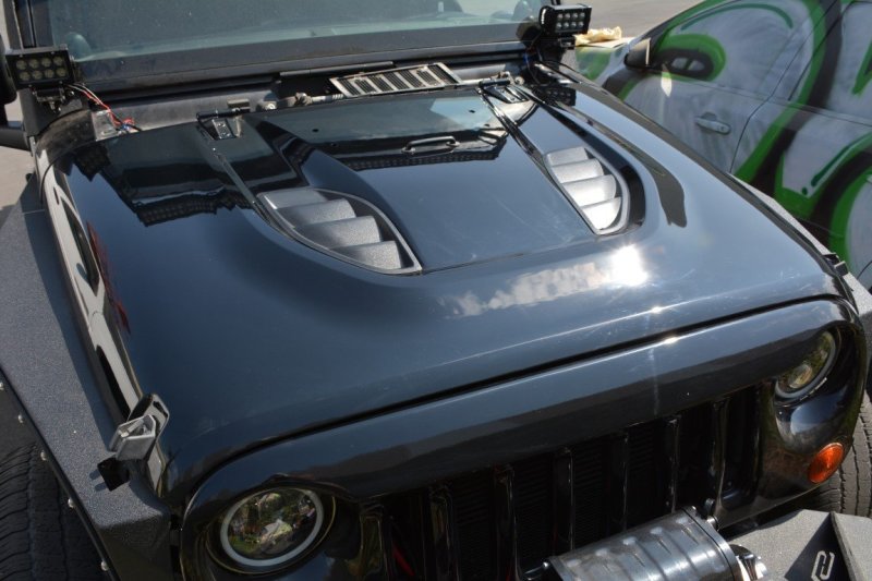 DV8 Offroad HDMB07-TA 07-18 Jeep Wrangler JK Rubicon 10th Anniversary Replica Hood