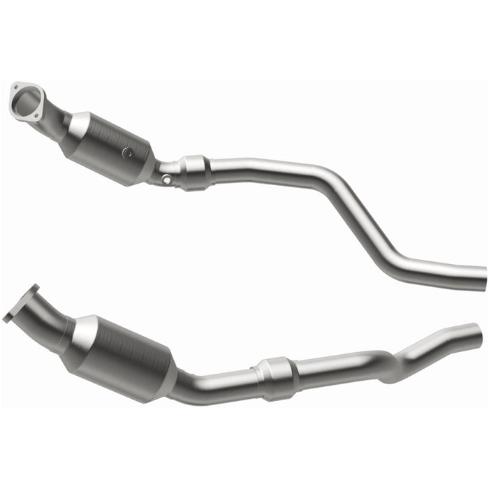 Magnaflow 16421 MagnaFlow Conv D/F 05- 300C/Magnum 5.7 w/cats