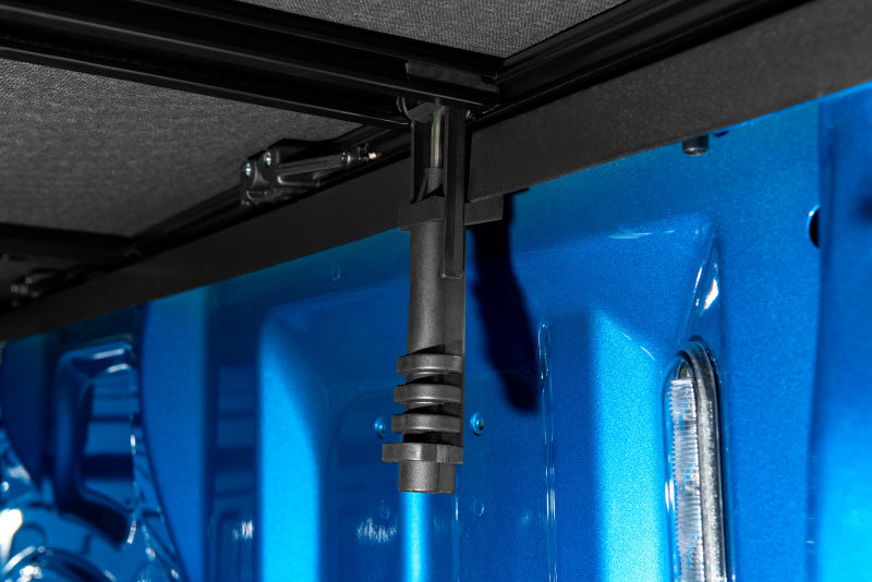 LUND 95872 Lund 04-14 Ford F-150 (5.5ft. Bed) Genesis Elite Tri-Fold Tonneau Cover - Black