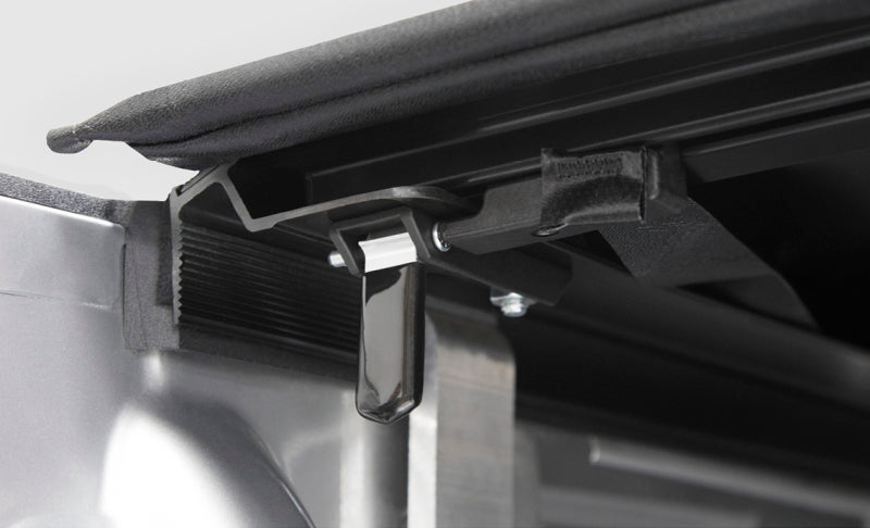 Access 91369 Vanish 15-19 Ford F-150 5ft 6in Bed Roll-Up Cover