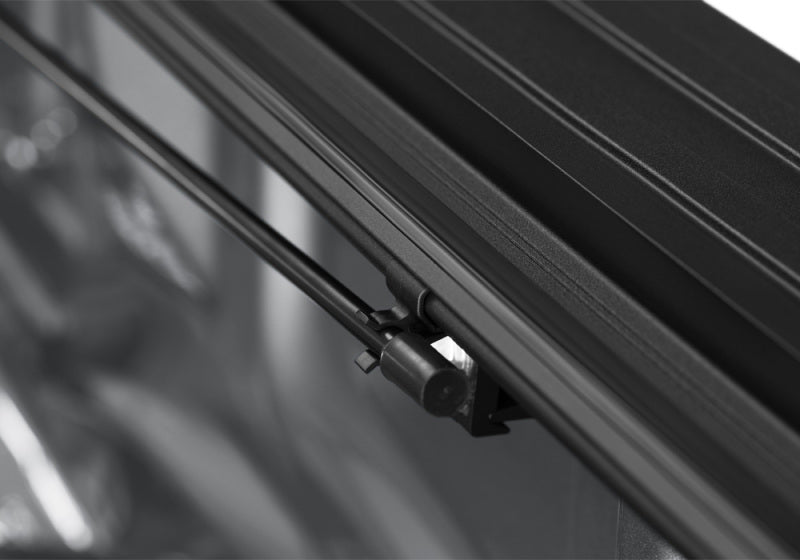 BAK 448324 2022 Ford Maverick 4.5ft Flip MX4