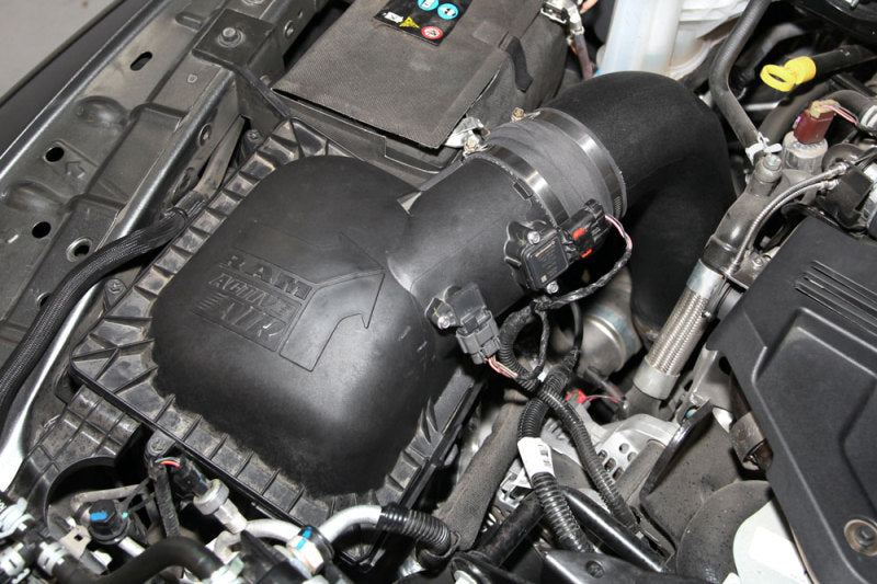 K&N Engineering 57-1568 K&N 13-15 RAM 2500/3500 L6-6.7L DSL Performance Intake Kit