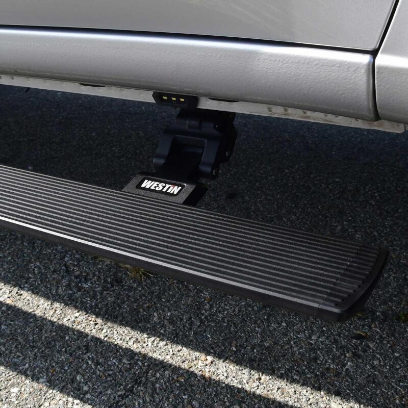 Westin 29-24135 19-23 Chev/GMC Silv/Srra 1500 CC (No 19 LTD) / 20-23 2500/3500 Pro-e Running Boards - Tex Blk