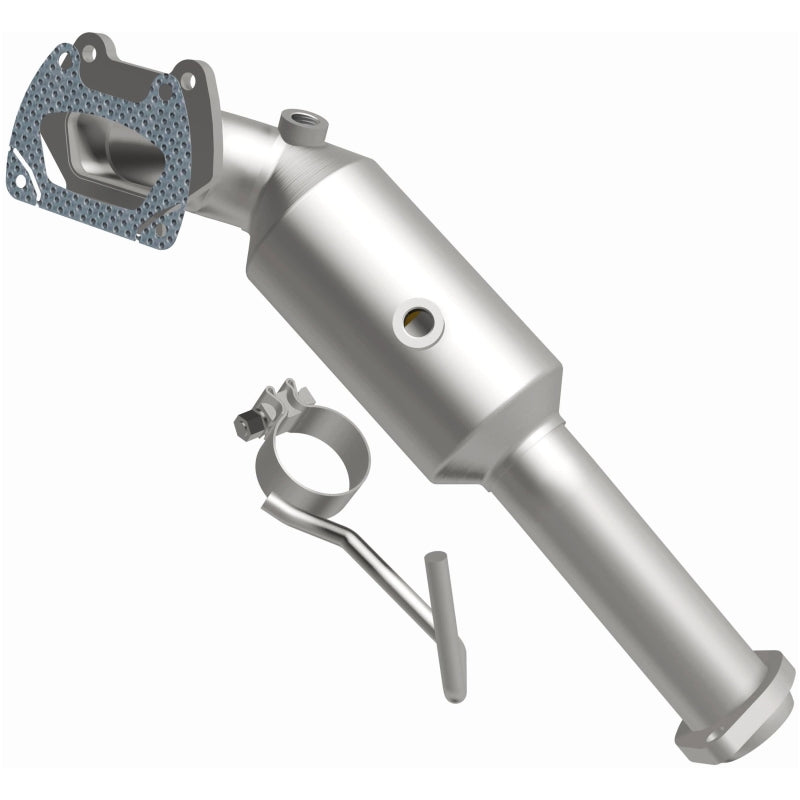 Magnaflow 21-030 MagnaFlow Conv Direct Fit OEM 12-17 Jeep Wrangler 3.6L Underbody