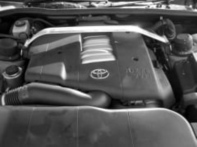 Cusco 917 540 A Strut Bar OS Front for Toyota Celsior (UCF20/21)