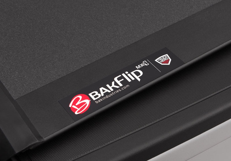 BAK 448120 14-18 Chevy Silverado 1500 / 15-20 Silverado 2500/3500 5ft 8in Bed Flip MX4 Matte Finish