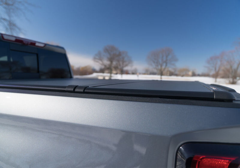Undercover TR16018 UnderCover 99-19 Silverado / Sierra Limited/Legacy 5.5ft Triad Bed Cover
