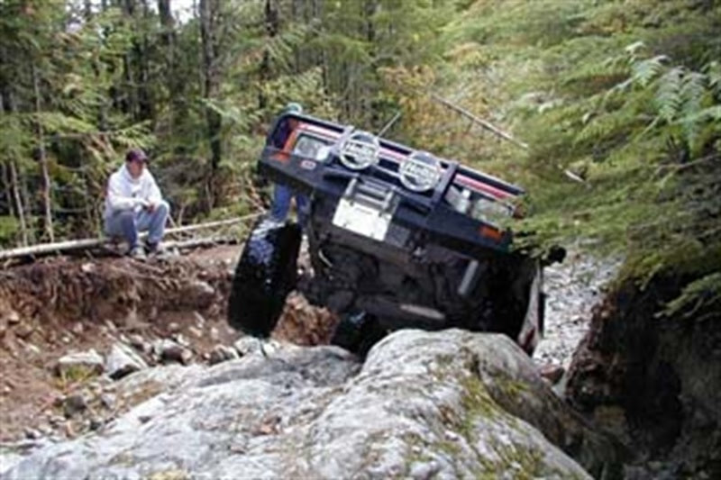 ARB 3414090 Winchbar Toyota Pickup 84-85 Live Axle