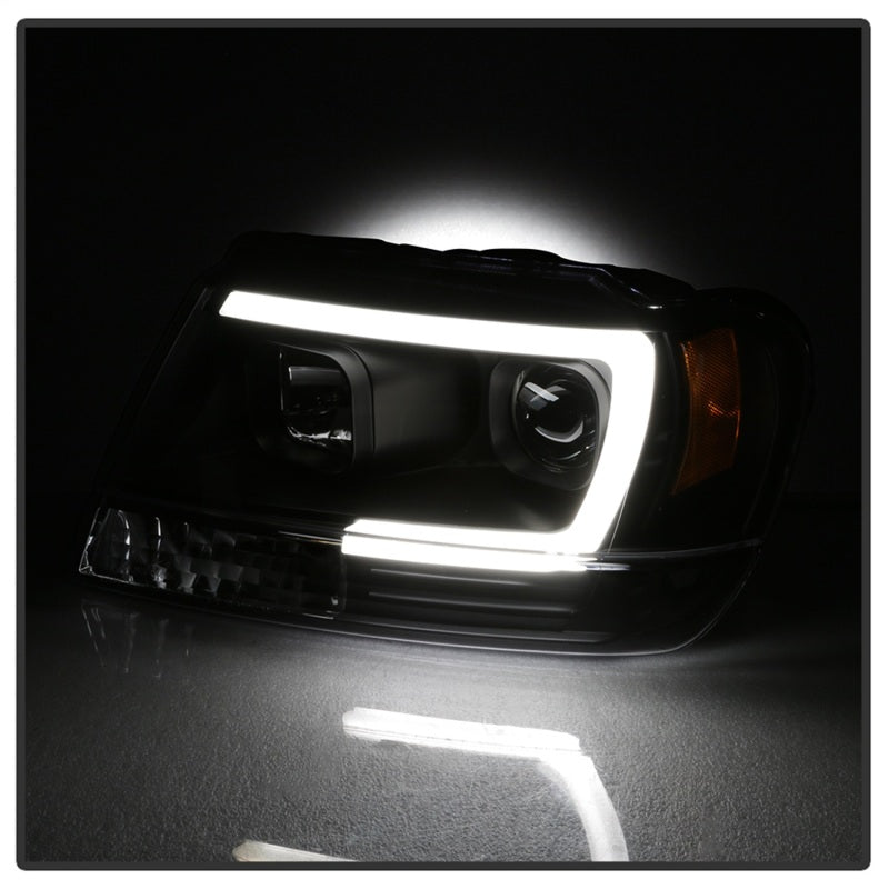 SPYDER 5085221 Spyder 99-04 Jeep Grand Cherokee Projector Headlights - Light Bar DRL LED - Black