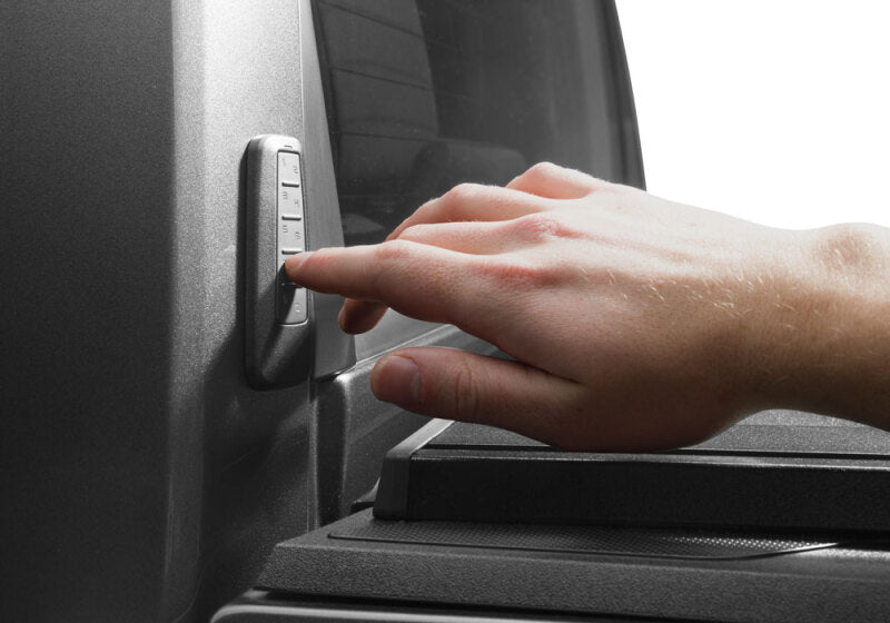 Retrax EQ0373 15-20 Ford F-150 SuperCrew/Super Cab 5.5ft. Bed EQ