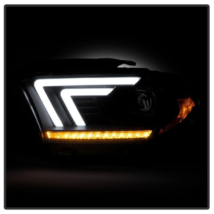 SPYDER 5088284 Spyder Dodge Durango 11-13 Halogen Model Only Projector Headlights - Black PRO-YD-DDU11SI-BK