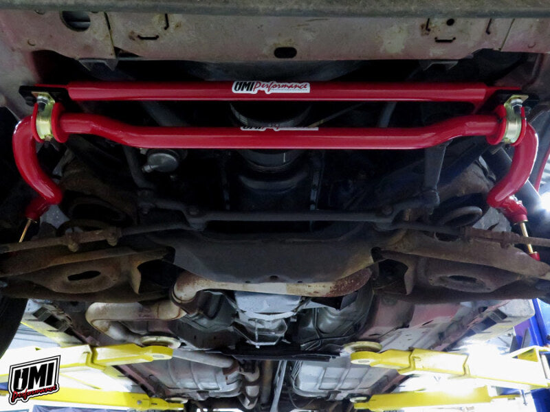 UMI Performance 2117-B 82-92 GM F-Body Front Sway Bar 35mm