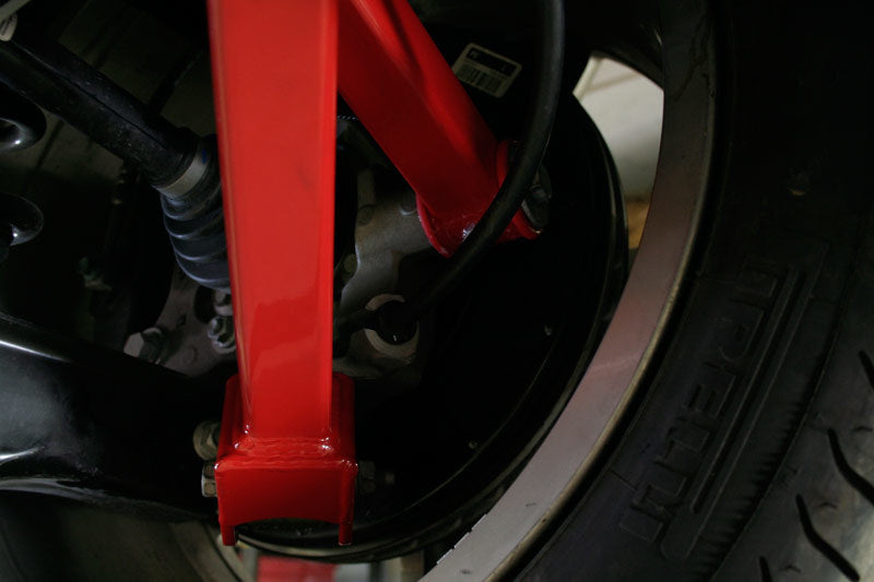 UMI Performance 2515-R 08-09 Pontiac G8 10-14 Camaro Trailing Arms