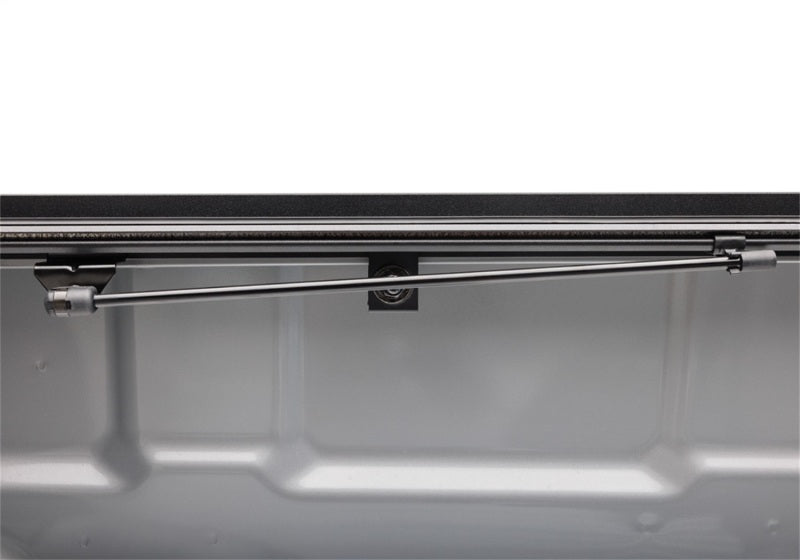 BAK 448538 2022 Nissan Frontier 5ft Bed Flip MX4 Matte Finish