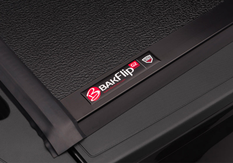 BAK 226100 04-14 Chevy Silverado 5ft 8in Bed Flip G2
