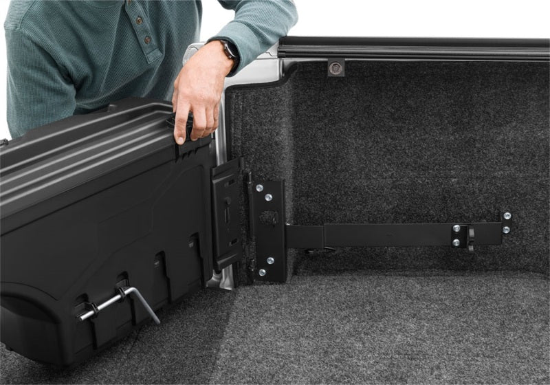 Undercover SC503D UnderCover 2022 Nissan Frontier Ext/Crew All Beds Drivers Side Swing Case - Black Smooth