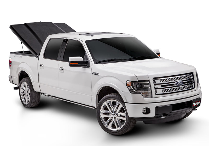 Undercover UC5098 UnderCover 2022 Nissan Frontier 5ft Elite Bed Cover - Black Textured