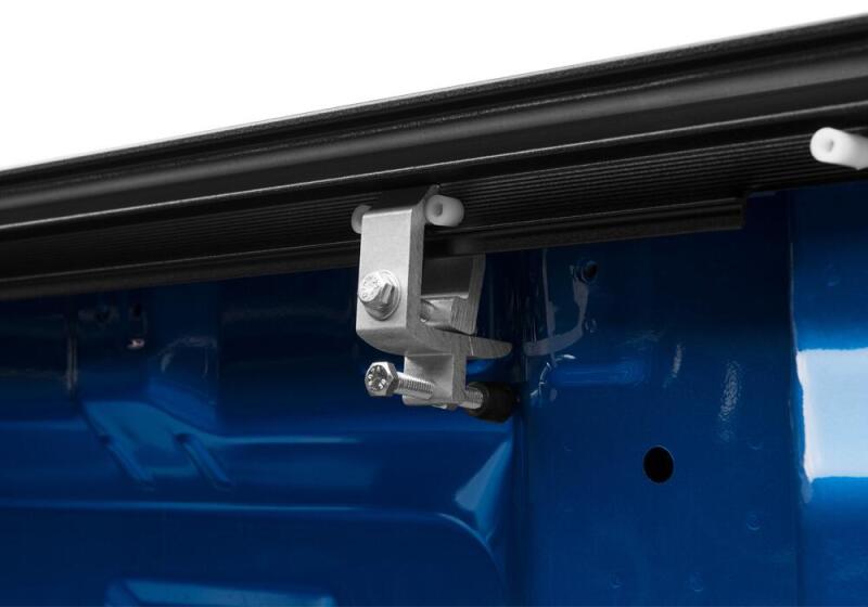 Retrax T-60852 16-18 Tacoma 6ft Regular / Access & Double Cab ONE XR