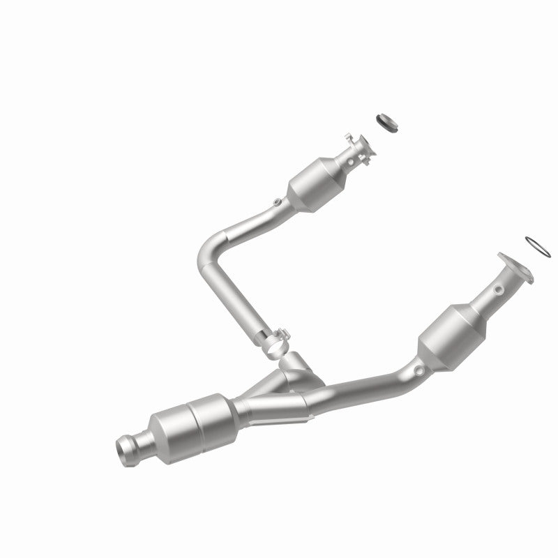 Magnaflow 52642 MagnaFlow Conv Direct Fit 14-16 GMC Sierra 1500 V6 4.3L