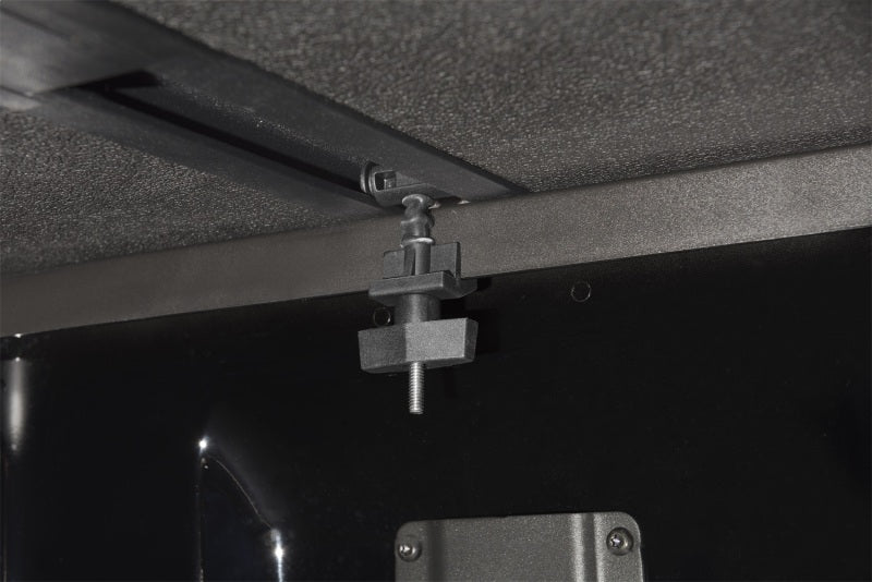 Extang 83704 2021 Ford F-150 (8ft Bed) Solid Fold 2.0