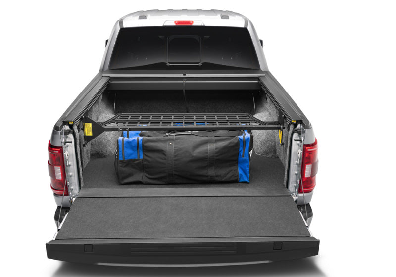 Roll-N-Lock CM151 17-19 Ford F-250/F-350 Super Duty SB 80-3/8in Cargo Manager