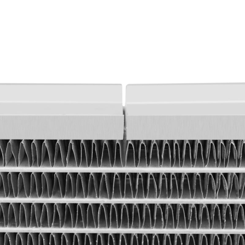 Mishimoto MMRAD-MUS-97B 97-04 Ford Mustang w/ Stabilizer System Manual Aluminum Radiator