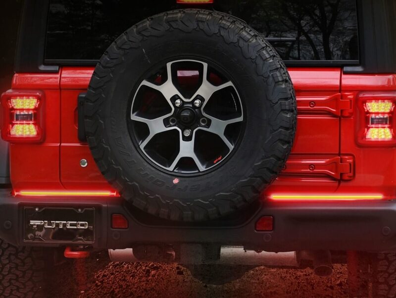 Putco 92010-18 2019+ RAM 1500/Jeep Wrangler JK/JL 18in Red Split Blade LED Tailgate Light Bar (Pair)
